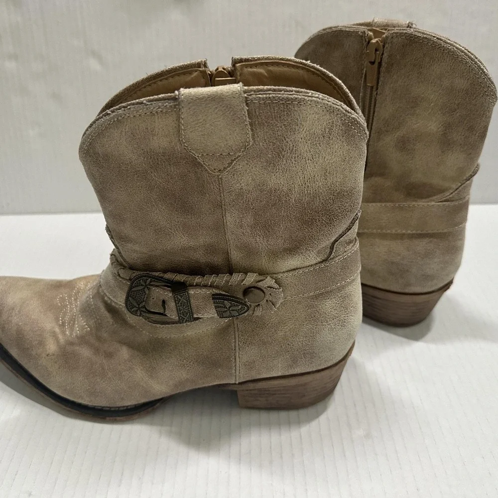 Roper Western Boots Womens 10 Beige Ankle Zip Buckle Pointed Toe Low Heel